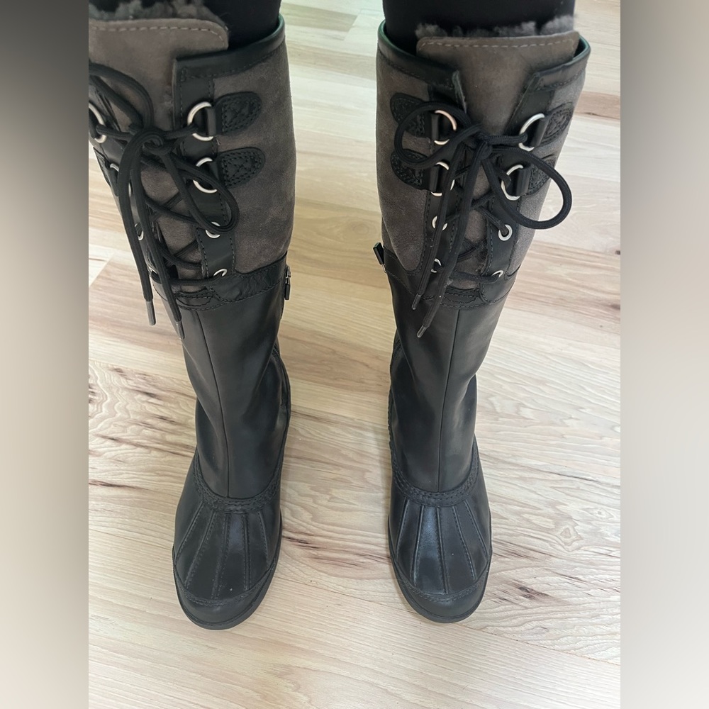 UGG Adirondack Winter Boots